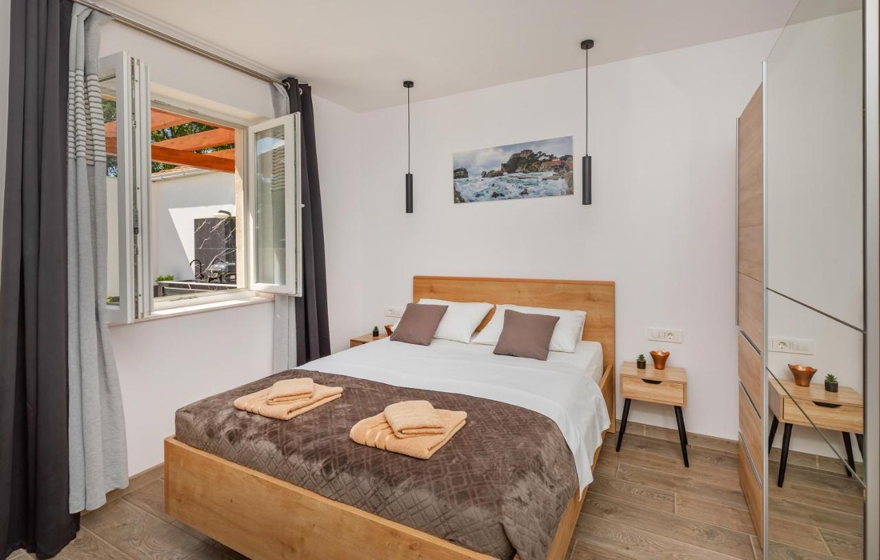 Apartment Holiday Home Doma, Cilipi Near Dubrovnik エクステリア 写真